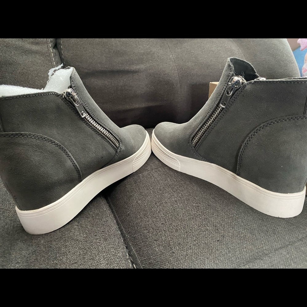 Steve Madden Women's Wedgie Sneaker